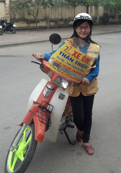 Đỗ Thị Lê Hoa đang chuẩn bị đi đón khách