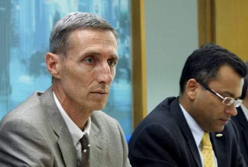 Ông Laurent Charpentier (trái), Chủ tịch Hiệp hội các nhà sản xuất ôtô Việt Nam VAMA