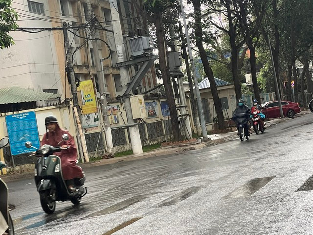 Dù thời gian mưa ngắn nhưng đây là cơn mưa được nhiều người mong đợi