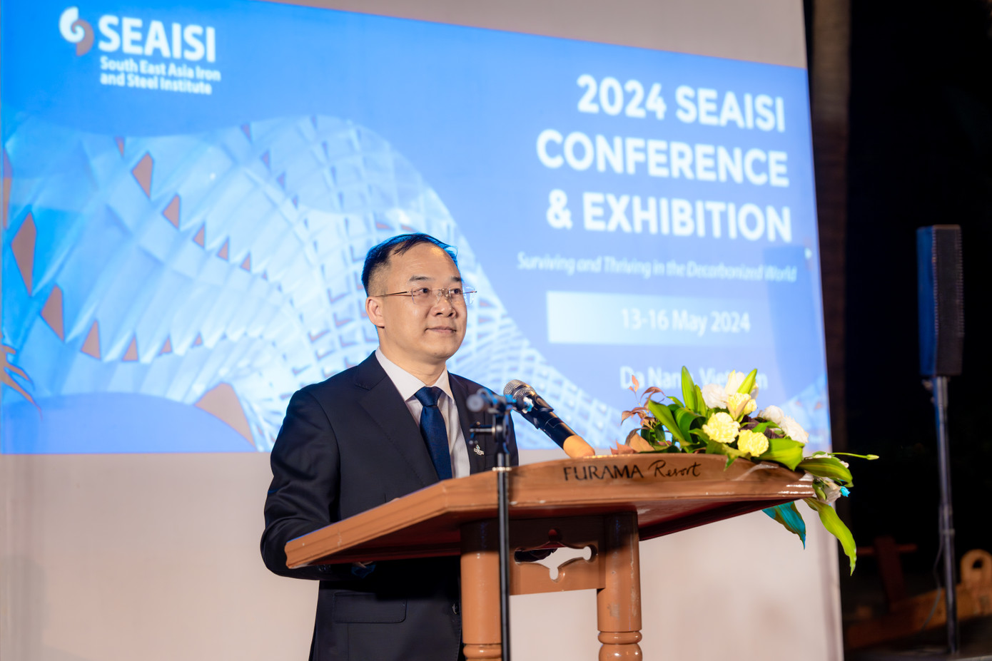 Ông Nguyễn Minh Tú – Chủ tịch HĐQT Stavian Industrial Metal chia sẻ tại Hội nghị và Triển lãm Thép Đông Nam Á 2024