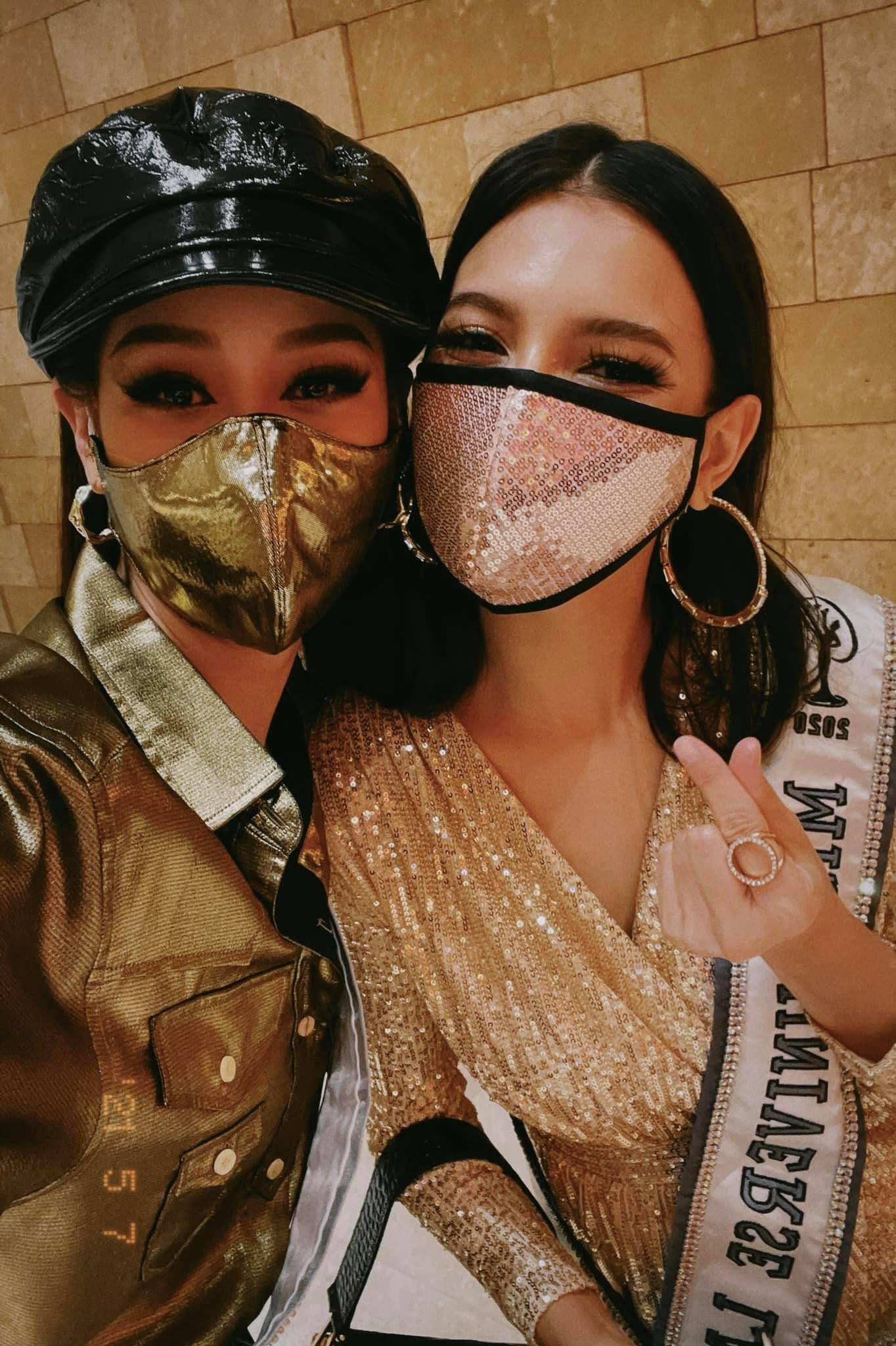 Khánh Vân cũng nhanh chóng kết bạn với các thí sinh.