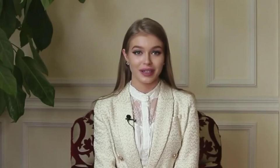 Ngay sau đó, trên trang Instagram cá nhân, Alina Sanko đã phải đăng tải hai đoạn video bằng tiếng Anh và tiếng Nga để chính thức nói lời xin lỗi. Ngay sau đó, trên trang Instagram cá nhân, Alina Sanko đã phải đăng tải hai đoạn video bằng tiếng Anh và tiếng Nga để chính thức nói lời xin lỗi.