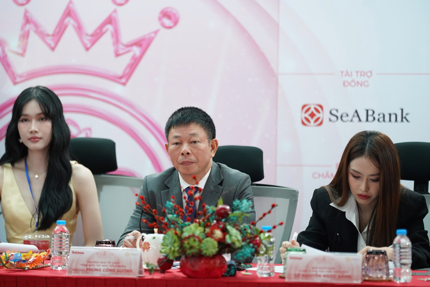 Sơ khảo Hoa hậu Việt Nam: Nghiêm túc, công tâm để chọn những thí sinh xứng đáng nhất ảnh 34