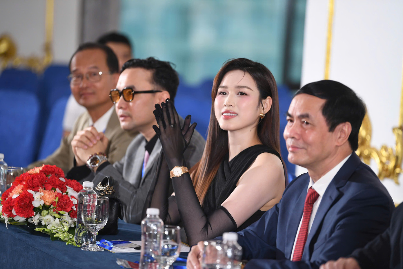 Các thành viên Ban Giám khảo cuộc thi Hoa hậu Việt Nam năm 2024. Các thành viên Ban Giám khảo cuộc thi Hoa hậu Việt Nam năm 2024.