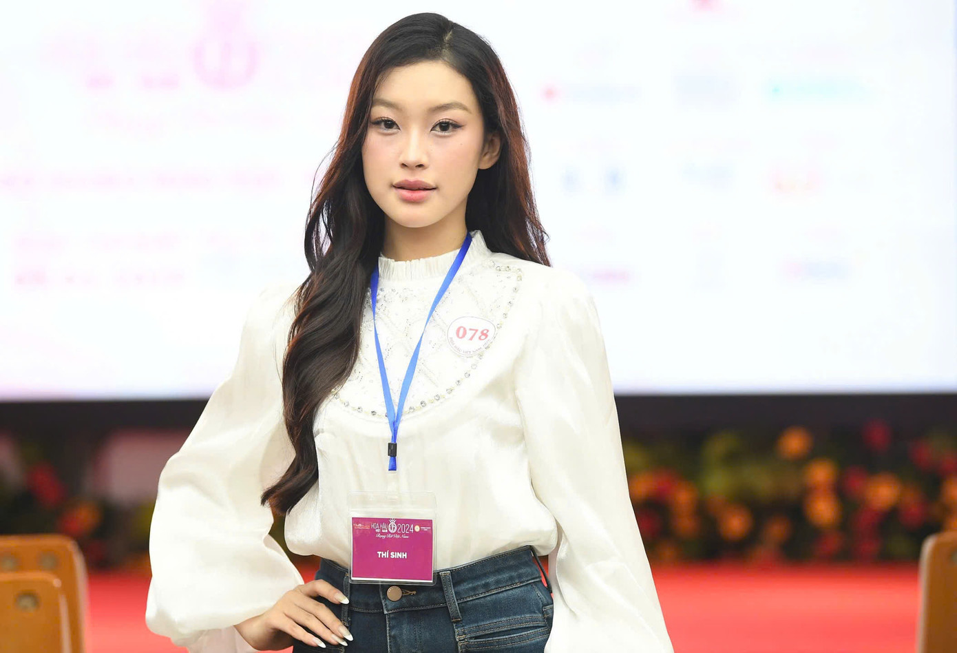 Dương Ngọc Ánh (SBD 078) - 19 tuổi - là một trong những thí sinh nhỏ tuổi nhất tham gia Vòng Sơ khảo khu vực phía Nam cuộc thi Hoa hậu Việt Nam năm 2024. Cô cho biết đã chuẩn bị kỹ lưỡng trước khi ghi danh tại cuộc thi. “Đến với Hoa hậu Việt Nam năm 2024, tôi cố gắng hết mình, ghi dấu ấn đẹp của tuổi thanh xuân. Tôi sẽ thể hiện bản thân theo cách riêng, tạo ấn tượng nhờ sức trẻ và sự năng động, nhiệt huyết”, Ngọc Ánh nói.