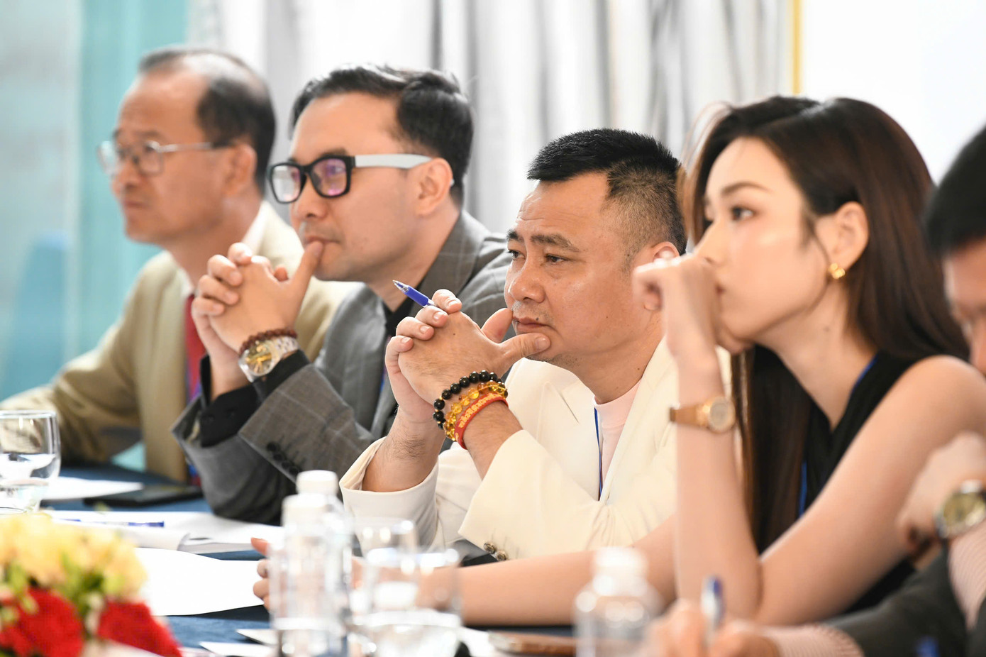 Sơ khảo khu vực phía Bắc: Ngày sắc đẹp và trí tuệ Việt Nam tỏa sáng ảnh 28 Sơ khảo khu vực phía Bắc: Ngày sắc đẹp và trí tuệ Việt Nam tỏa sáng ảnh 28