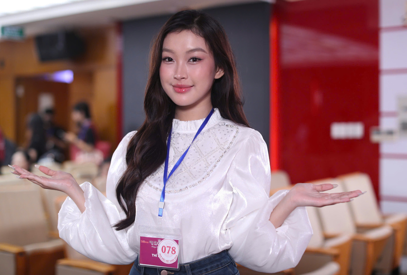 Sơ khảo Hoa hậu Việt Nam: Nghiêm túc, công tâm để chọn những thí sinh xứng đáng nhất ảnh 27