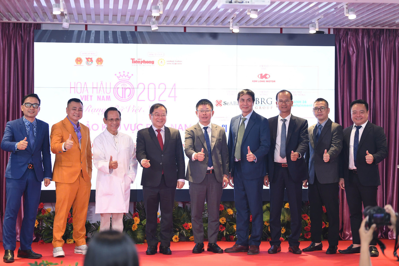 Các thành viên Ban Tổ chức, Ban Giám khảo, Ban Cố vấn Vòng Sơ khảo khu vực phía Nam cuộc thi Hoa hậu Việt Nam năm 2024.