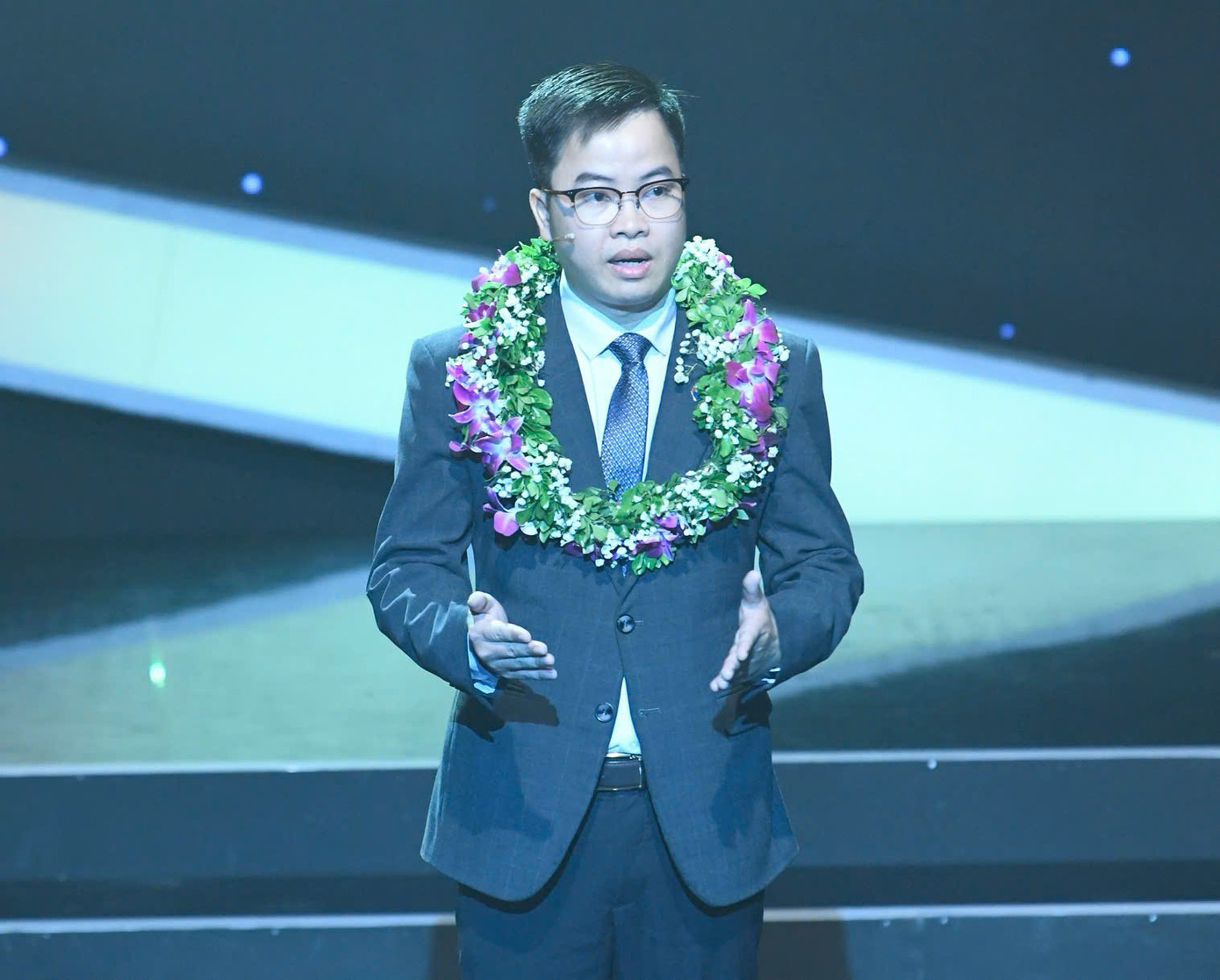 TS. Phạm Huy Hiệu. TS. Phạm Huy Hiệu.