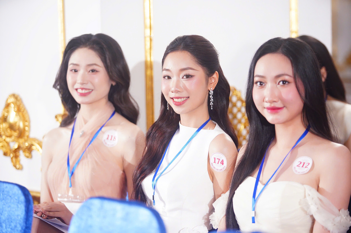 Sơ khảo khu vực phía Bắc: Ngày sắc đẹp và trí tuệ Việt Nam tỏa sáng ảnh 10 Sơ khảo khu vực phía Bắc: Ngày sắc đẹp và trí tuệ Việt Nam tỏa sáng ảnh 10