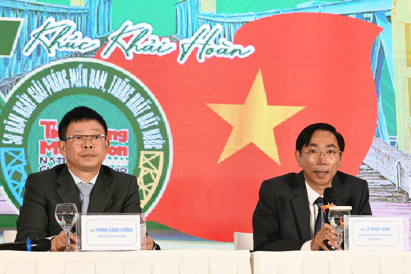 Ông Lê Minh Tuấn - Giám đốc Sở Văn hóa, Thể thao và Du lịch tỉnh Quảng Trị. Ông Lê Minh Tuấn - Giám đốc Sở Văn hóa, Thể thao và Du lịch tỉnh Quảng Trị.