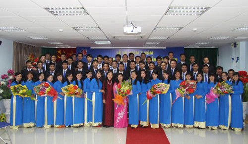 Tập thể CB CNV tạo nên thành công của Tâm Bình hôm nay