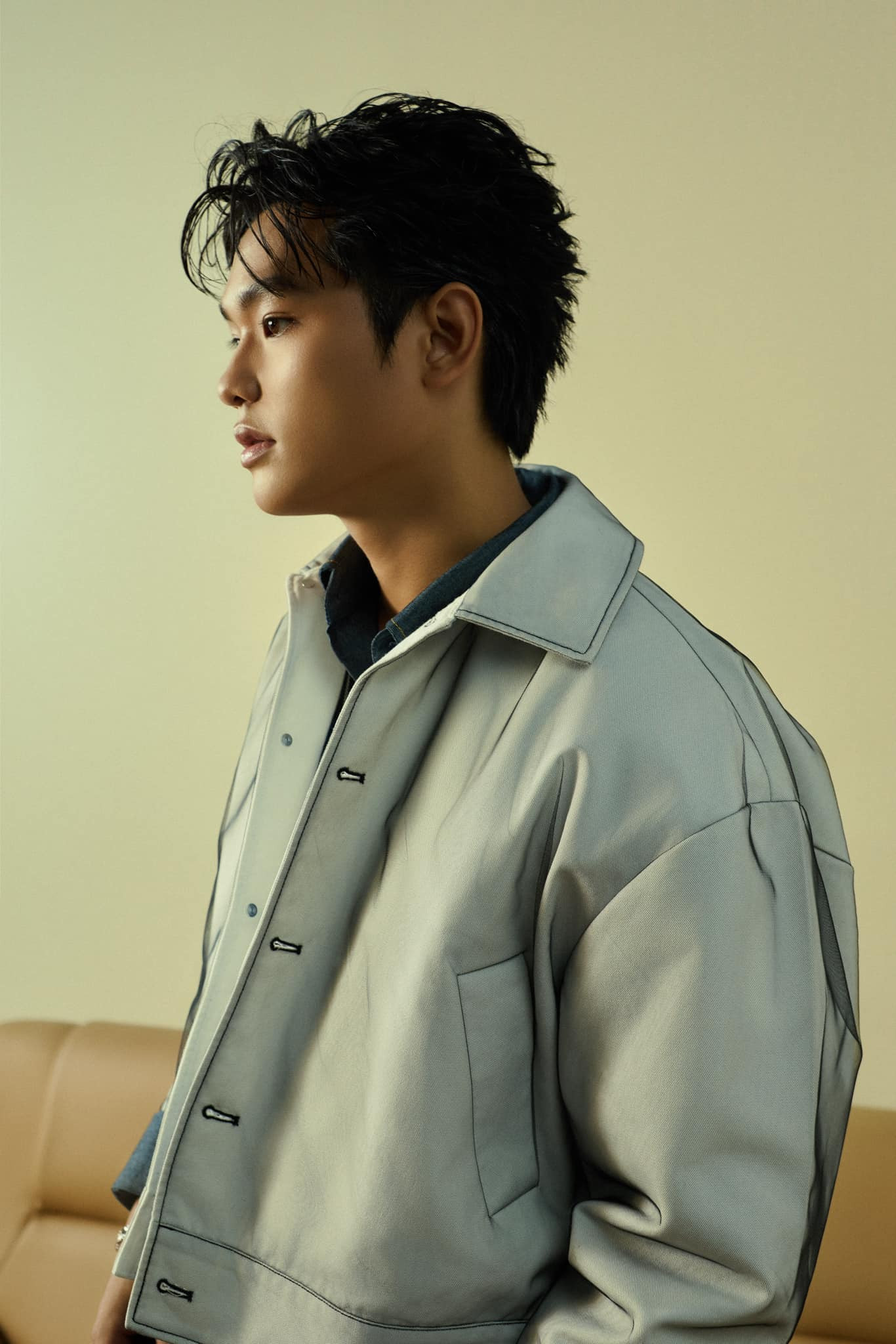 Ca/nhạc sĩ buitruonglinh là người đứng sau ca khúc Top 1 Music Trending.