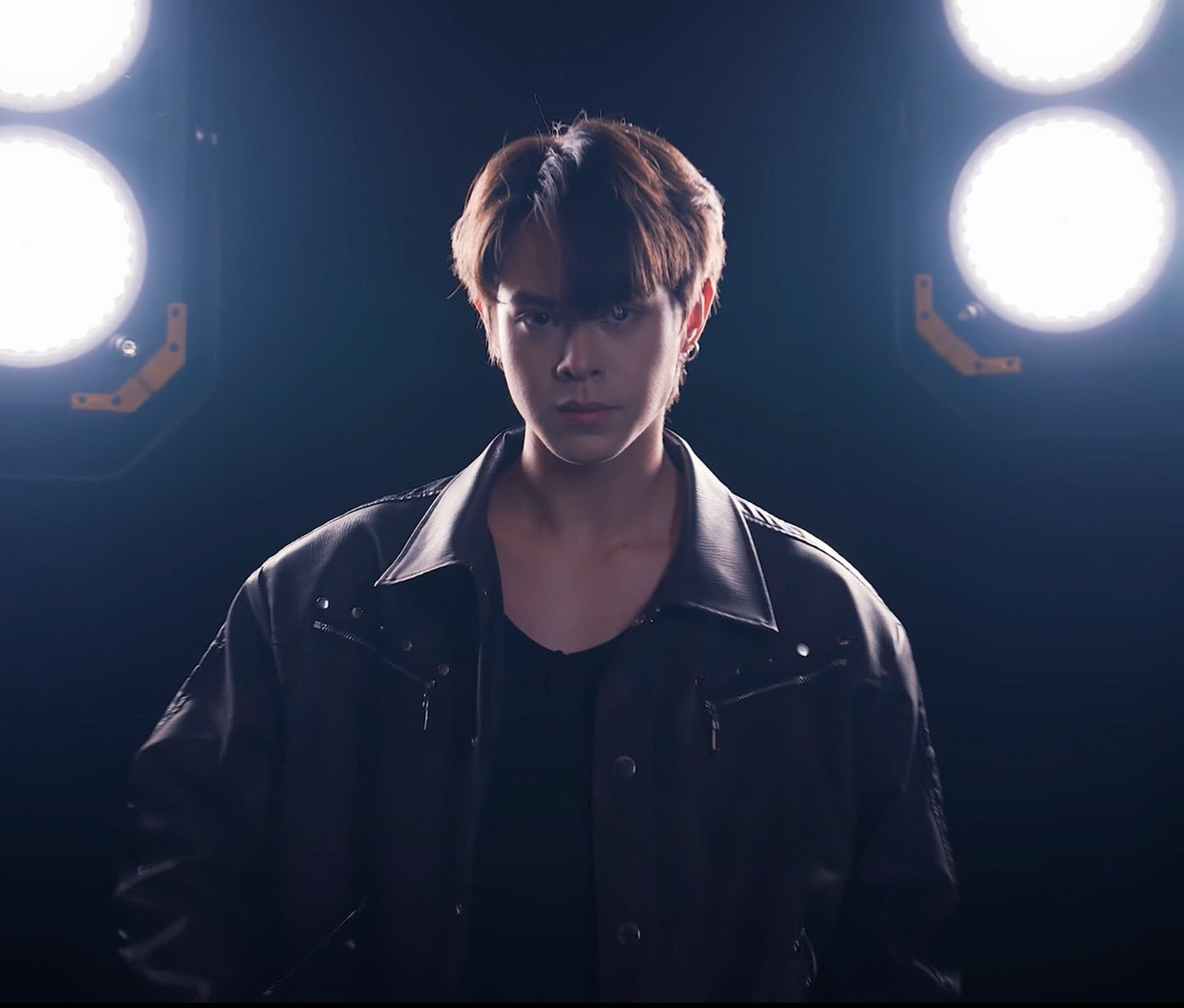 Lê Duy Luân (Dylan) gây ấn tượng khi từng giữ vị trí center trong một nhóm nhảy.