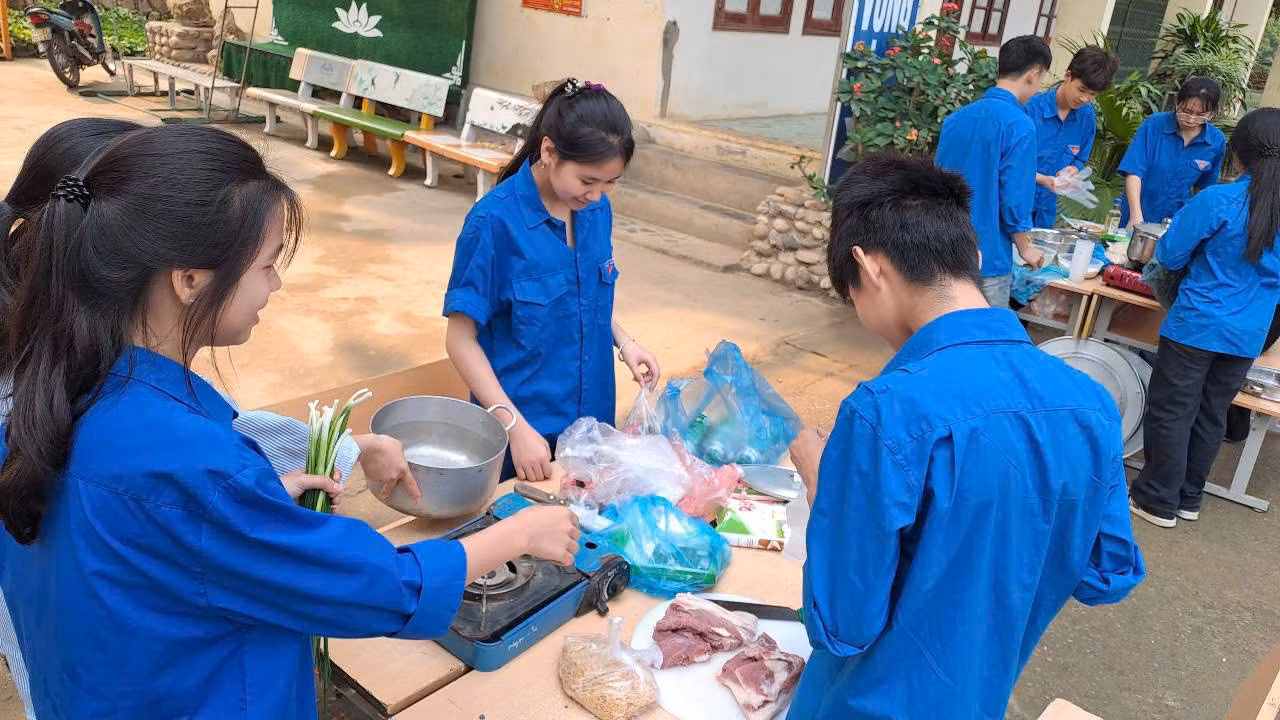 Ảnh: Đoàn trường THPT Phong Thổ Ảnh: Đoàn trường THPT Phong Thổ