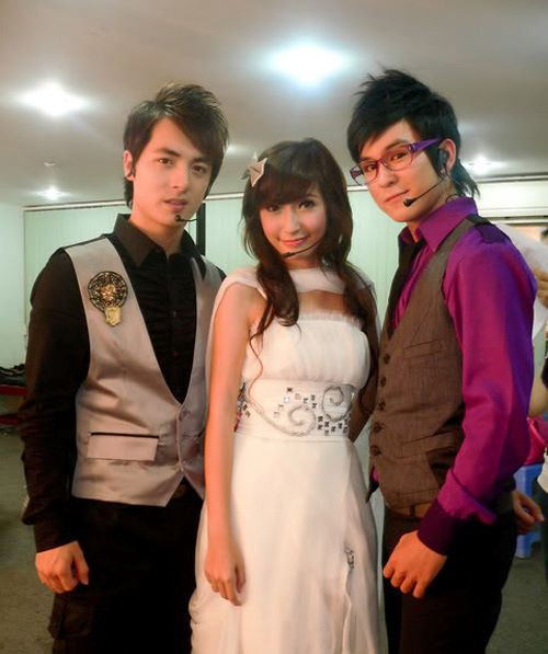 Màn kết hợp gây dấu ấn một thời trong lòng thế hệ 8X, 9X. Màn kết hợp gây dấu ấn một thời trong lòng thế hệ 8X, 9X.