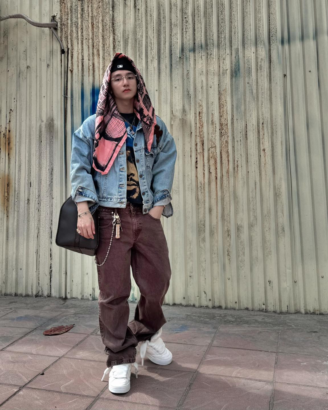 Fan còn hào hứng "đặt gạch" cho địa điểm tổ chức Sky Tour sắp tới của idol tại quê nhà. Fan còn hào hứng "đặt gạch" cho địa điểm tổ chức Sky Tour sắp tới của idol tại quê nhà.