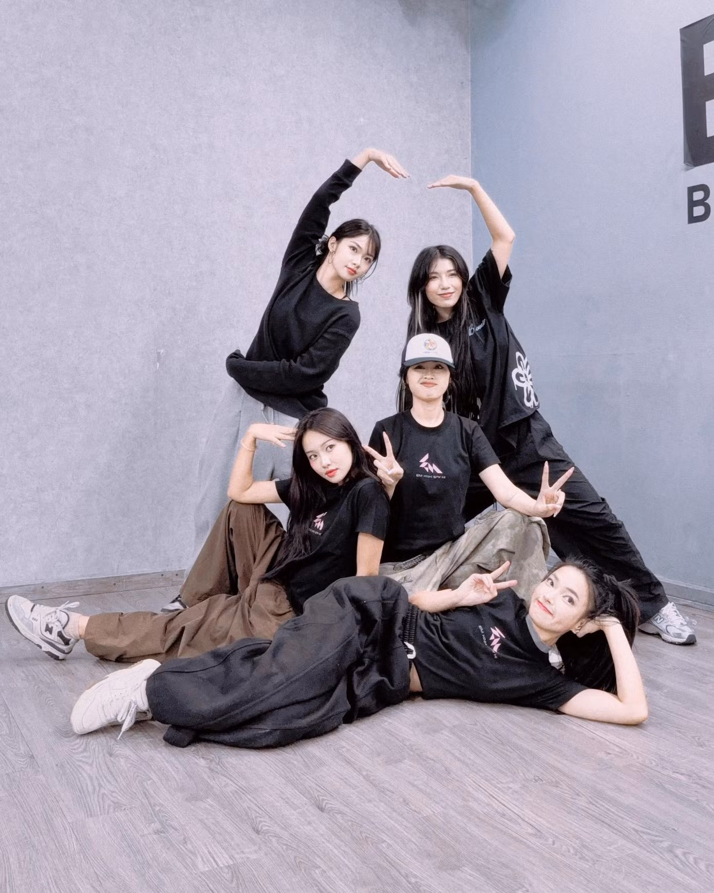 Cũng nhờ RUN, những tân binh mới như Lyhan, Yeolan... đã để lại ấn tượng cho khán giả. Cũng nhờ RUN, những tân binh mới như Lyhan, Yeolan... đã để lại ấn tượng cho khán giả.