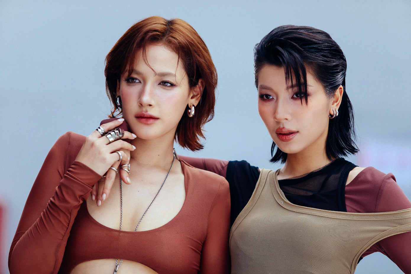 Đồng Ánh Quỳnh từng chia sẻ: "Hành trình của Quỳnh từ lúc bắt đầu cho đến hiện tại luôn luôn có Cara đứng đằng sau".