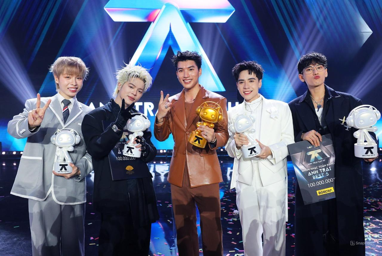 Sự xứng đáng của anh đã hái "quả ngọt" khi ISAAC ghi danh vào Đội hình nhóm nhạc toàn năng - Best 5.