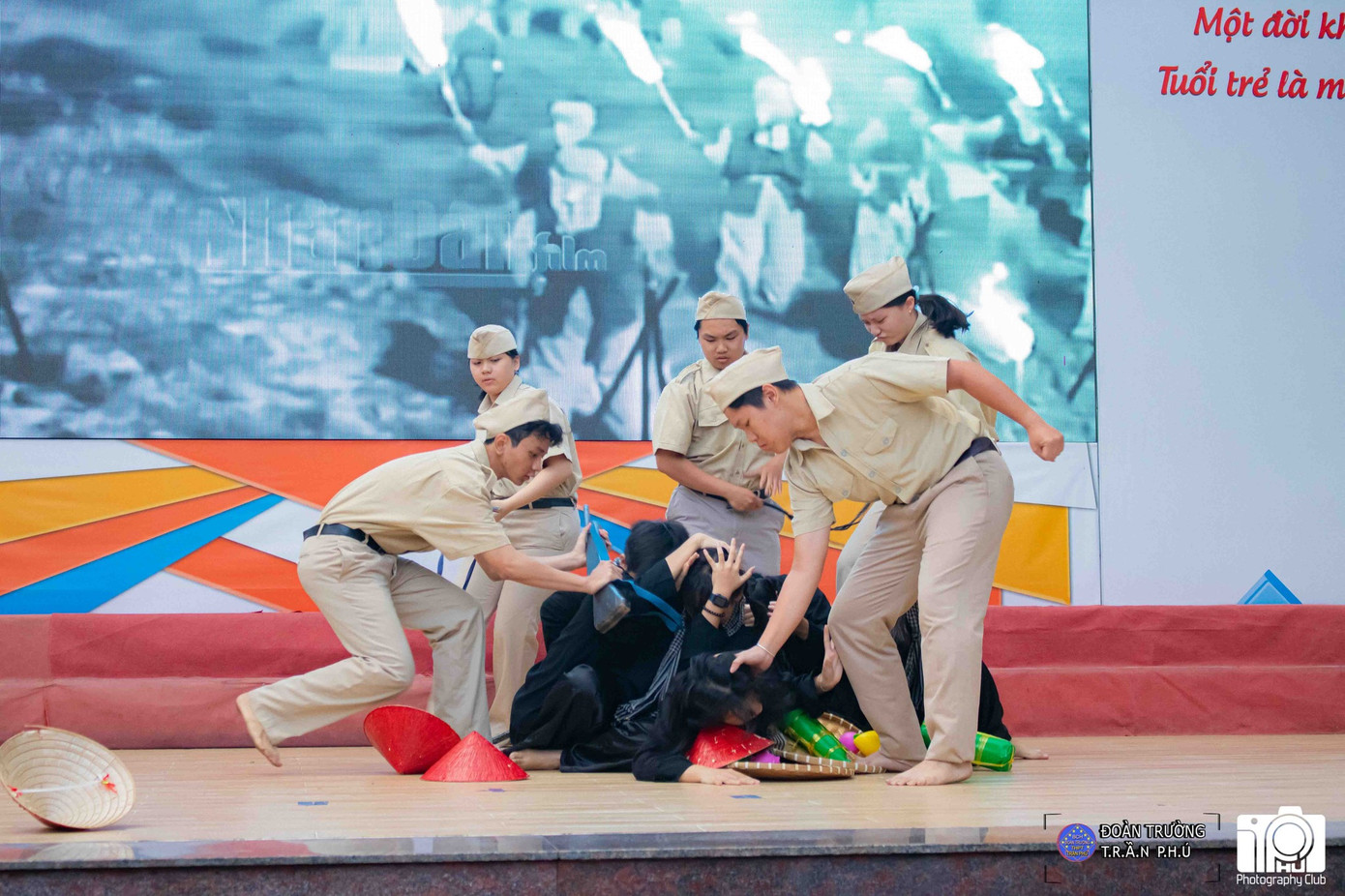 Ảnh: Đoàn Trường THPT Trần Phú Ảnh: Đoàn Trường THPT Trần Phú