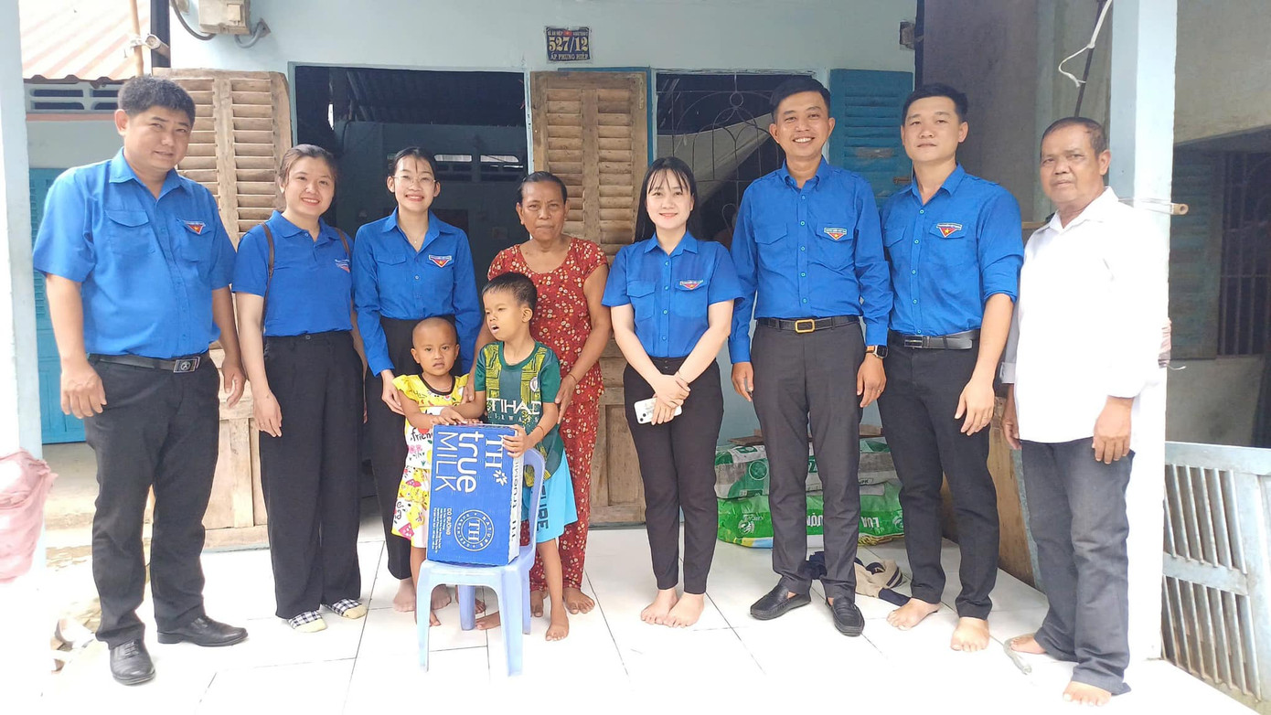 Ảnh: Chi đoàn Cơ quan Tỉnh Đoàn Sóc Trăng Ảnh: Chi đoàn Cơ quan Tỉnh Đoàn Sóc Trăng