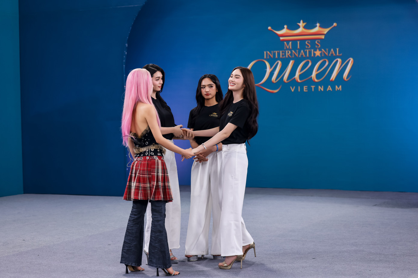 Huỳnh My, Phương Nhã và Thư Kỳ là 3 học viên còn lại của team Thúy Quỳnh. Huỳnh My, Phương Nhã và Thư Kỳ là 3 học viên còn lại của team Thúy Quỳnh.