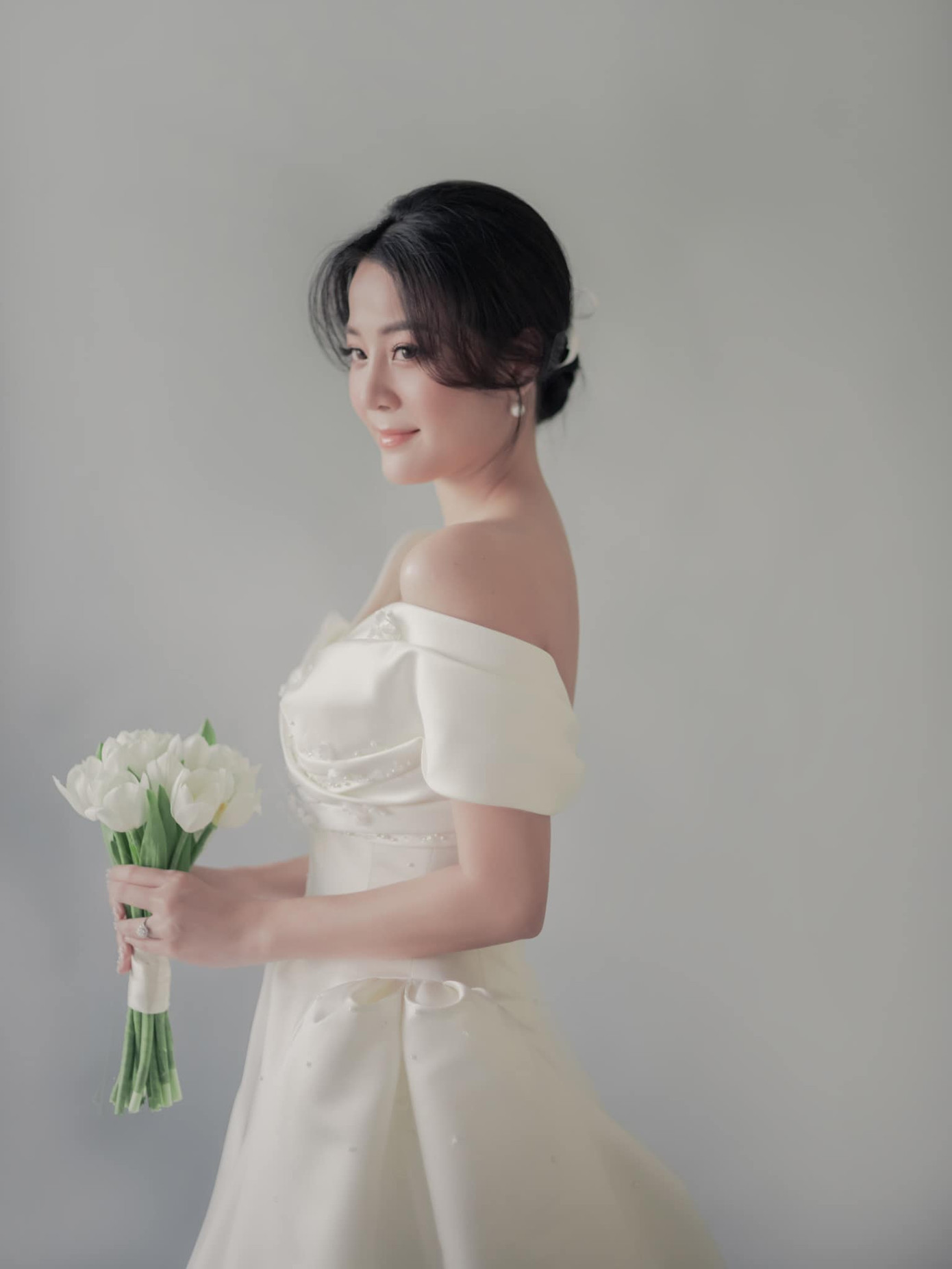 Karen Nguyễn hiện có cuộc sống viên mãn bên chồng và cô công chúa nhỏ.