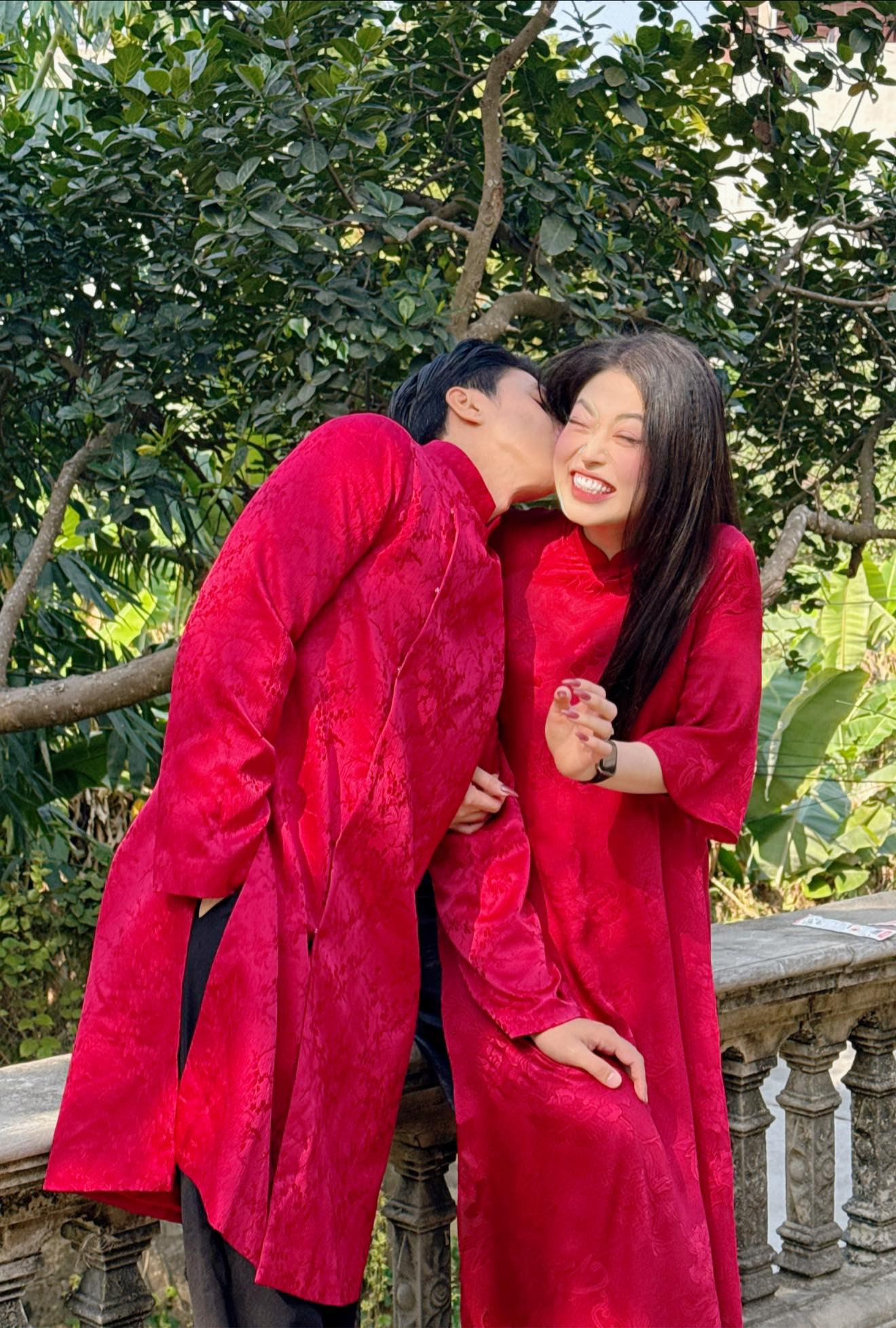 Thế nhưng vài ngày sau cả hai lại "tình thương mến thương".