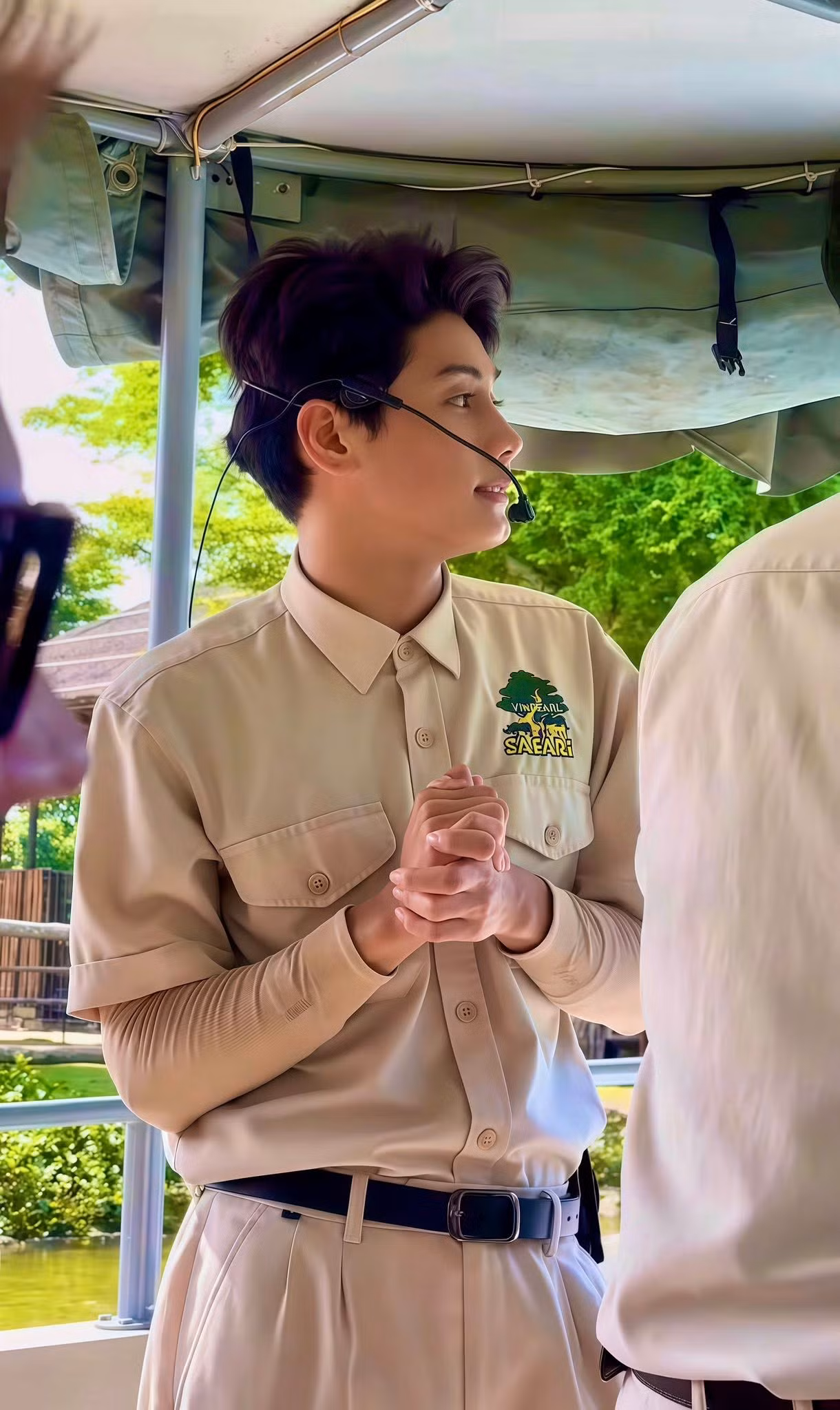 "Nét đẹp lao động" làm bao người điêu đứng thời gian gần đây. (Ảnh: Fanpage Vũ Trụ Nam Vương)
