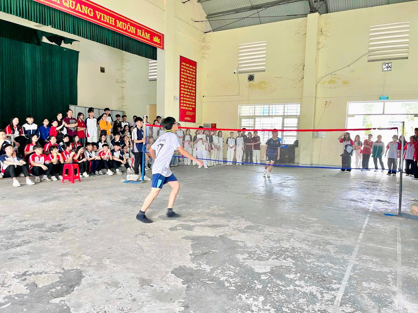 Ảnh: Đoàn trường THPT Hoàng Văn Thụ-UB-QN