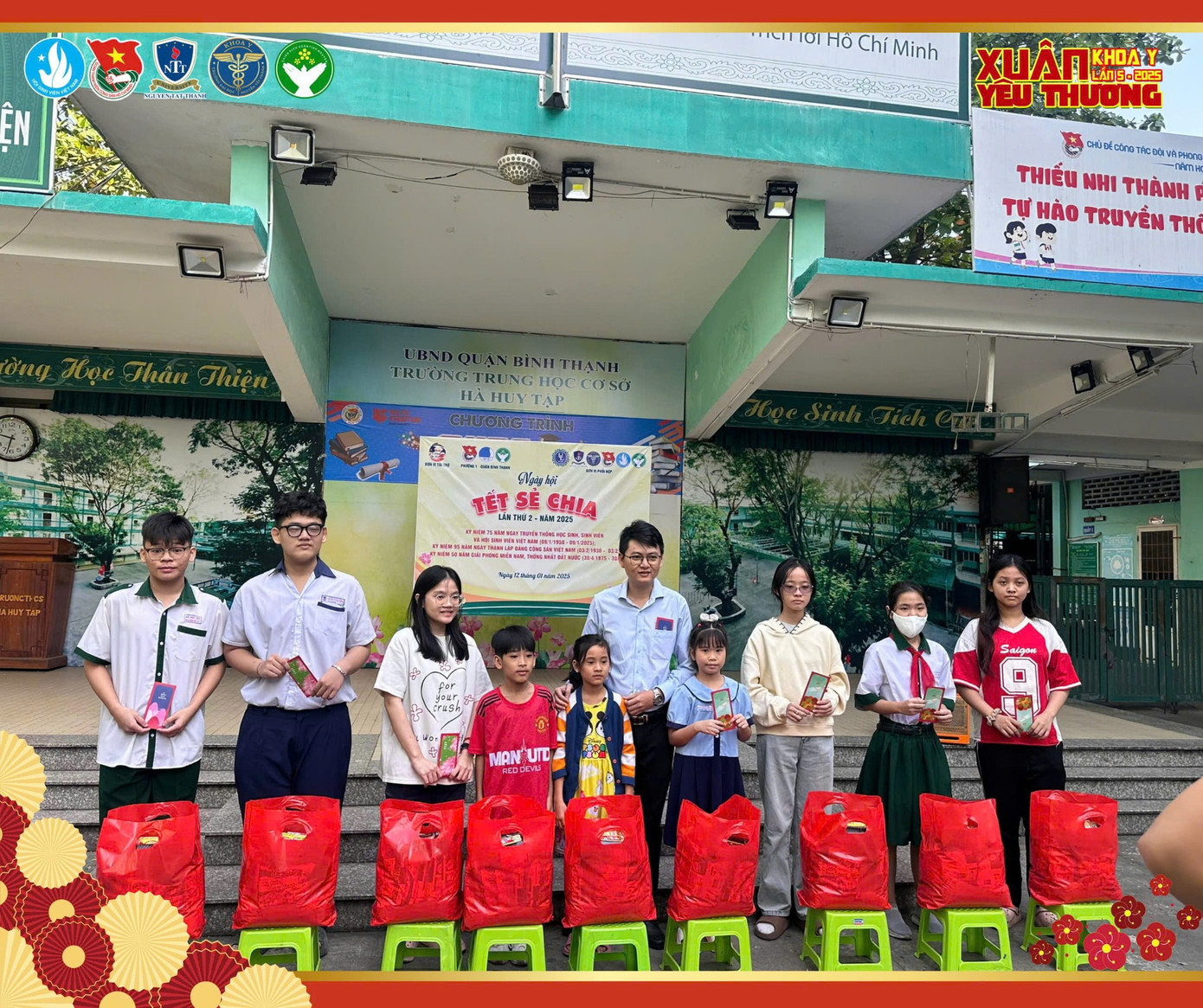 Ảnh: Đoàn - Hội Sinh viên Khoa Y - Trường Đại học Nguyễn Tất Thành Ảnh: Đoàn - Hội Sinh viên Khoa Y - Trường Đại học Nguyễn Tất Thành