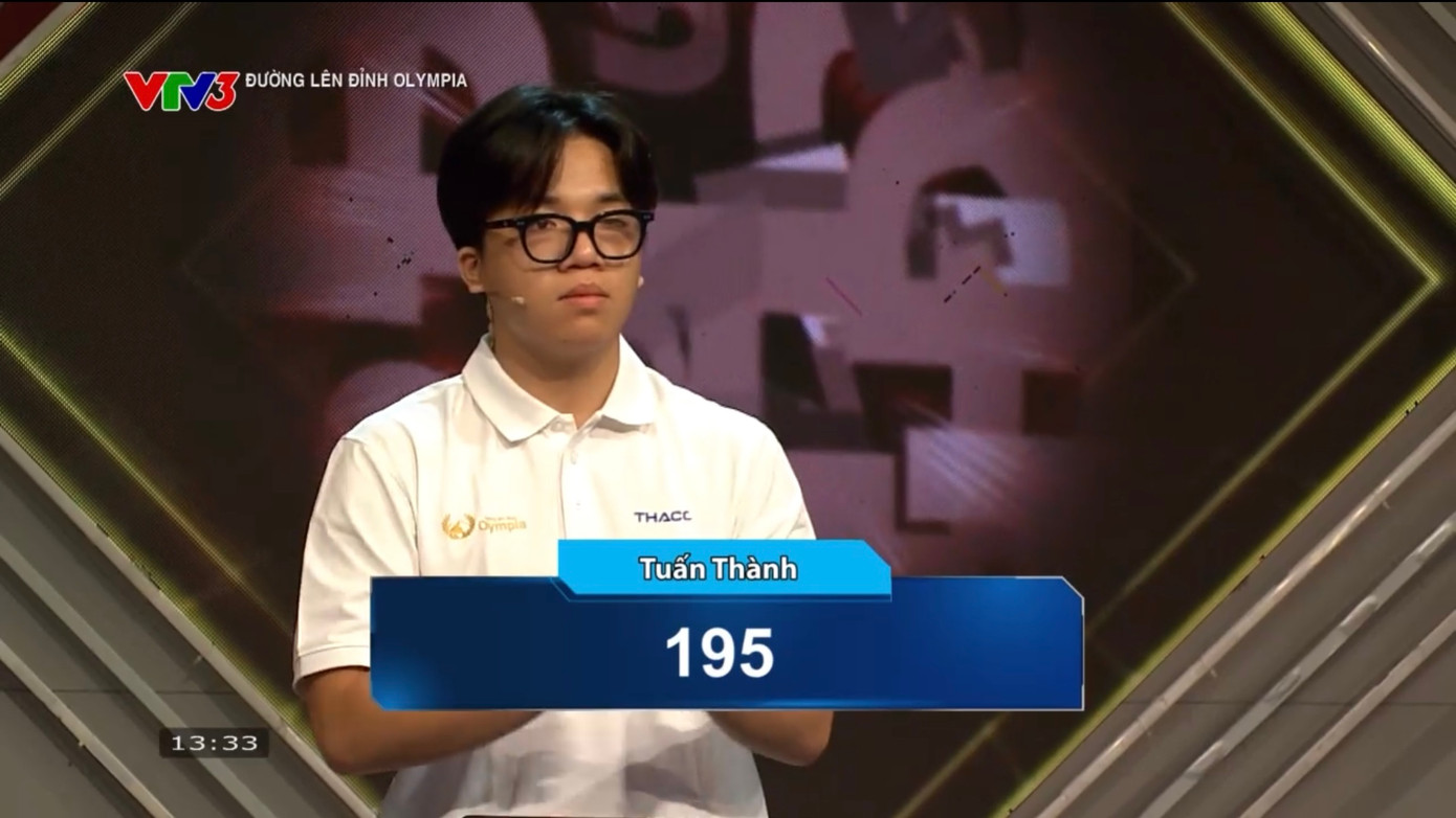 Tuấn Thành thể hiện bản lĩnh vươn lên dẫn đầu sau vòng tăng tốc. Tuấn Thành thể hiện bản lĩnh vươn lên dẫn đầu sau vòng tăng tốc.