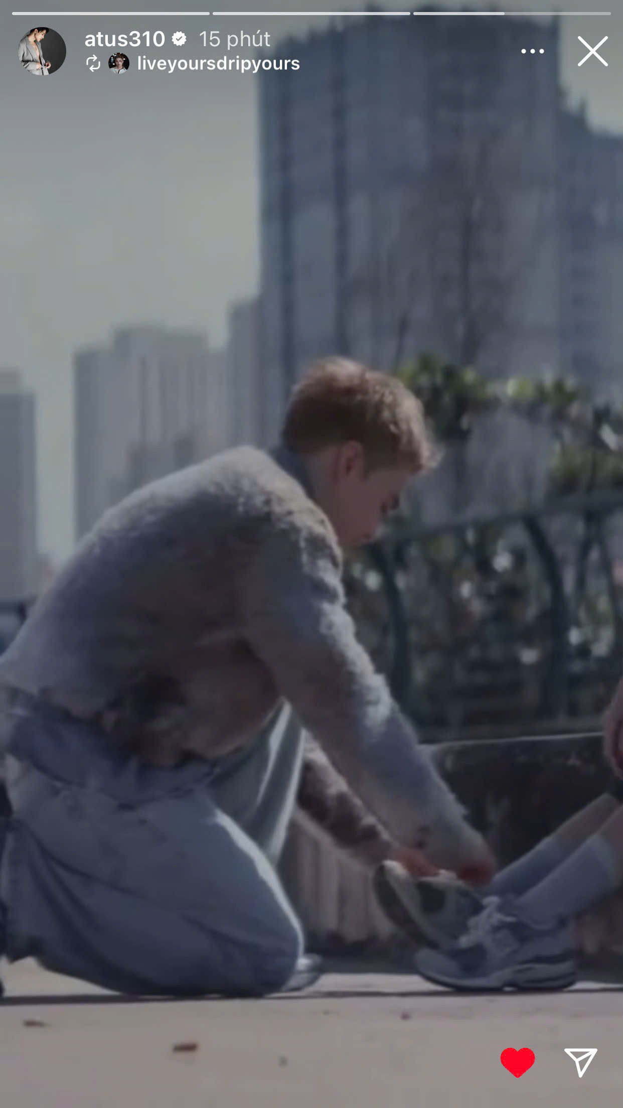 Kín tiếng trên Facebook, Anh Tú Atus nhiệt tình share bài cho NEGAV bên Instagram.