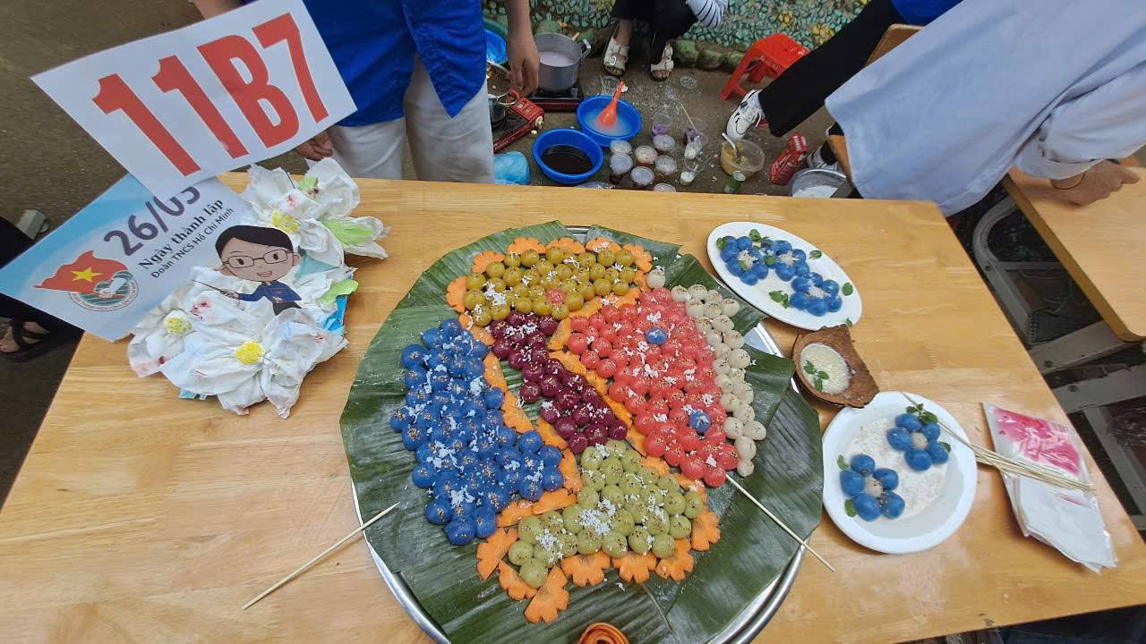 Ảnh: Đoàn trường THPT Phong Thổ