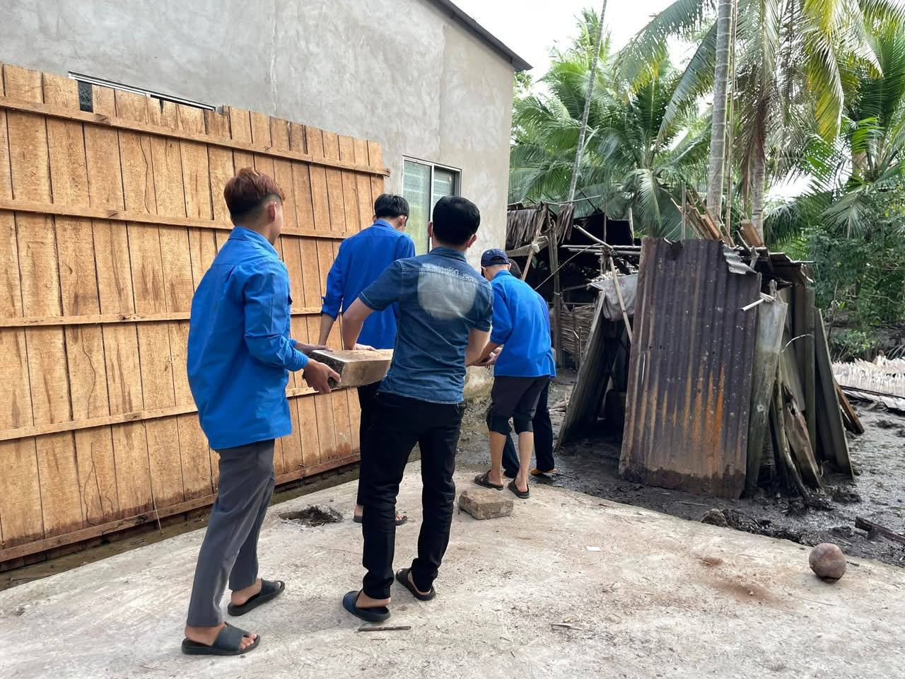 Ảnh: Tuổi Trẻ Giồng Trôm Ảnh: Tuổi Trẻ Giồng Trôm