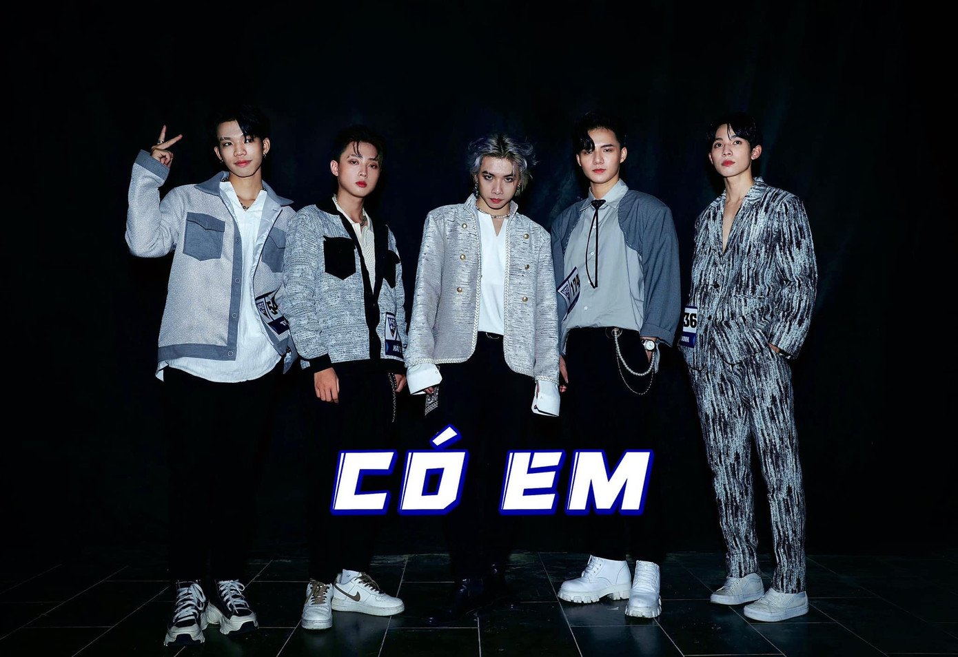 Thế Vĩ và Cường Bạch là anh em thân thiết từ Vote For Five. Ảnh: FBNV.