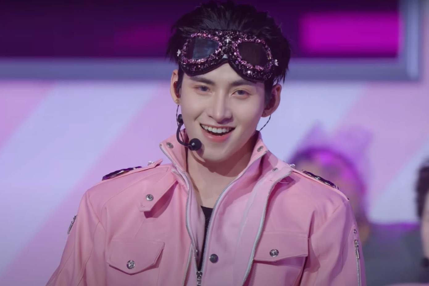 Gemini Hùng Huỳnh thể hiện khả năng rap, nhảy tại Em Xinh "Say Hi".