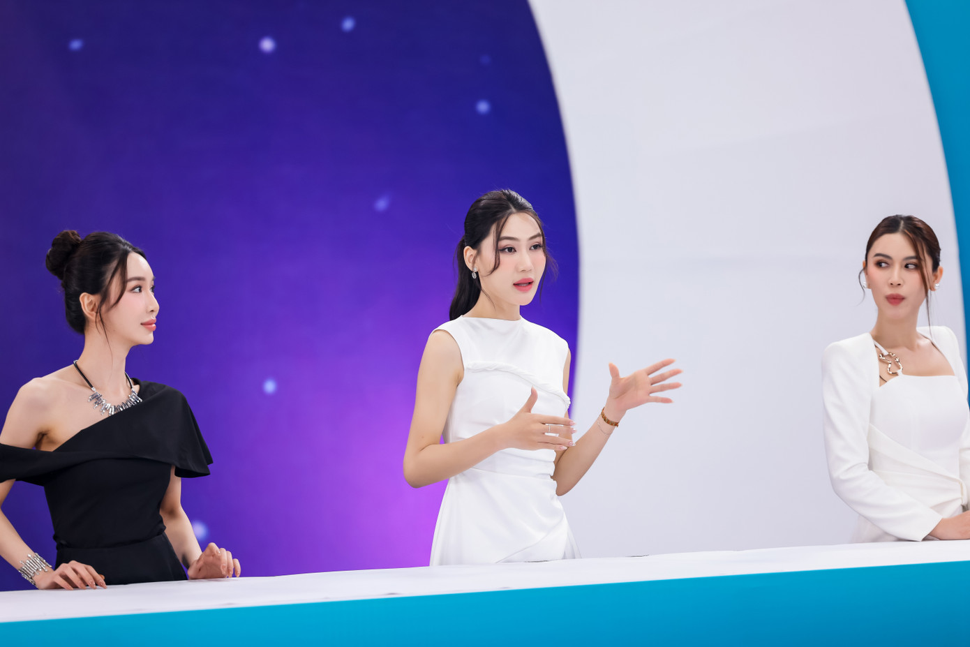 Team Bùi Quỳnh Hoa chiến thắng với dự án Lớp học nhảy Zumba - Lan tỏa yêu thương. Team Bùi Quỳnh Hoa chiến thắng với dự án Lớp học nhảy Zumba - Lan tỏa yêu thương.