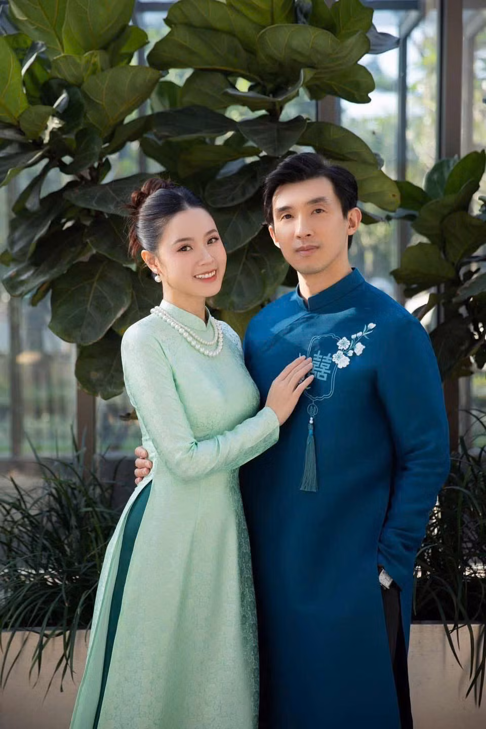 Cặp đôi từ khi kết hôn luôn khiến người hâm mộ xuýt xoa bởi những khoảnh khắc ngọt ngào.