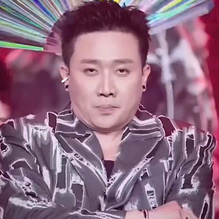 Bức ảnh dìm nam MC do Phương Mỹ Chi lan truyền. Bức ảnh dìm nam MC do Phương Mỹ Chi lan truyền.