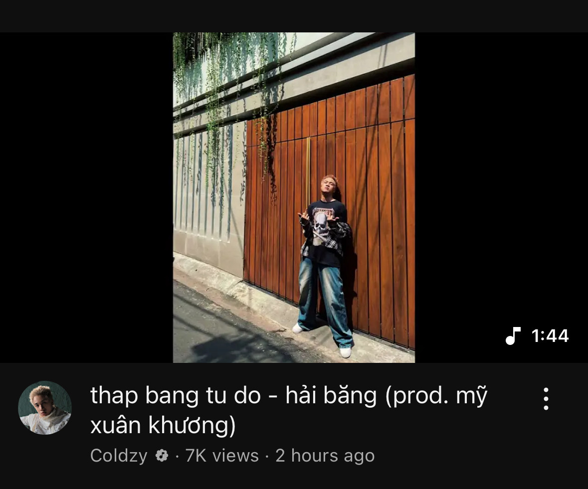 Coldzy tái xuất với Tháp Băng Tự Do. Coldzy tái xuất với Tháp Băng Tự Do.