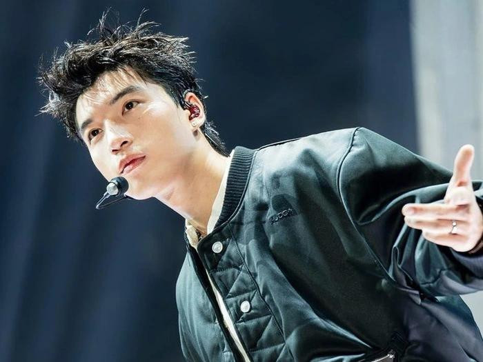 Khoảnh khắc này càng khẳng định sự kính nghiệp và tinh thần chuyên nghiệp của HIEUTHUHAI.