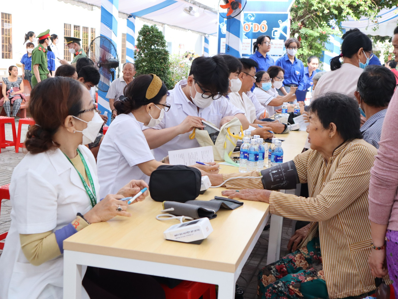 Ảnh: Đoàn Thanh niên - Hội Sinh viên Trường Đại học Cửu Long Ảnh: Đoàn Thanh niên - Hội Sinh viên Trường Đại học Cửu Long