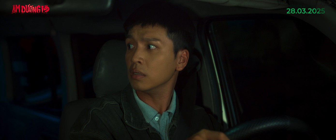 Bạch Công Khanh vào vai tài xế lái xe cứu thương vào ban đêm