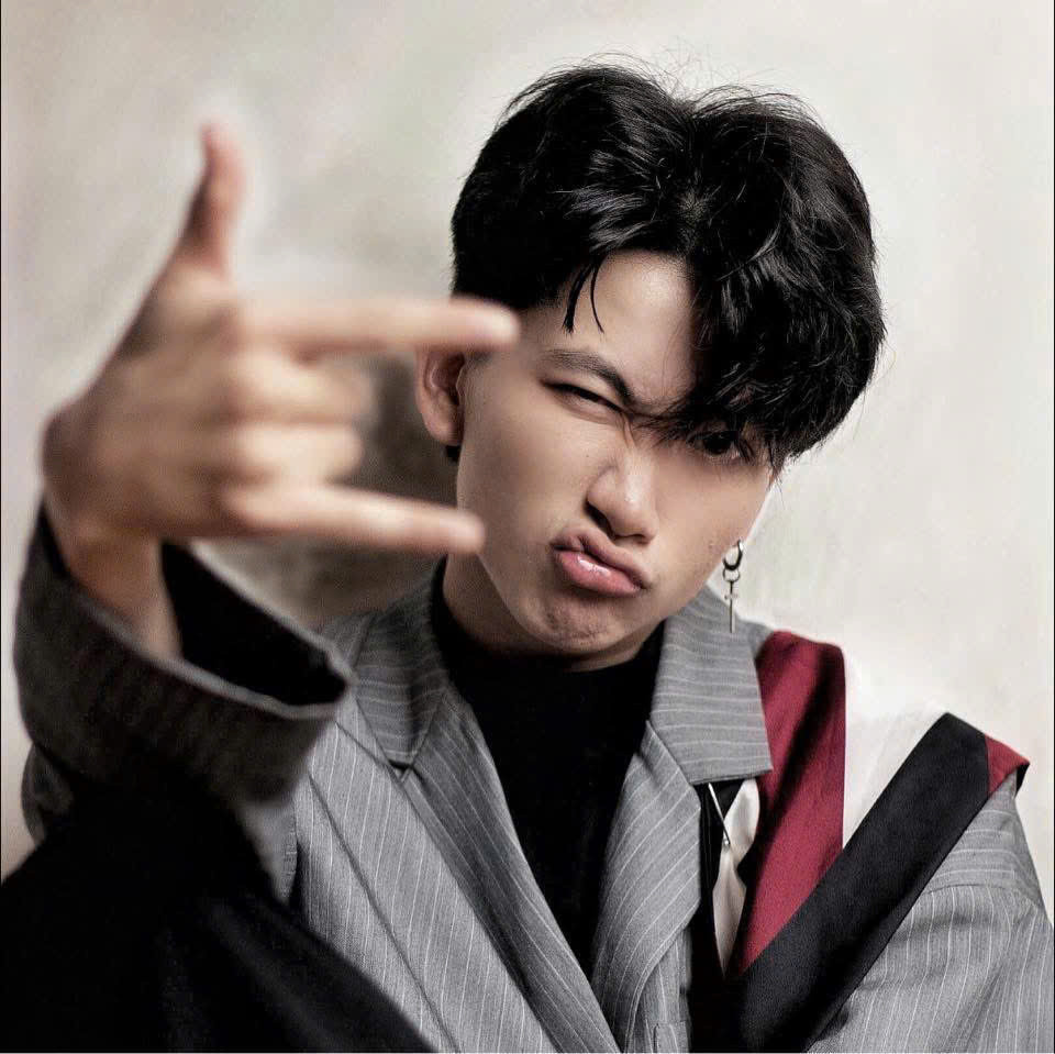 Cường Cao được kỳ vọng sẽ tạo nên dấu ấn riêng nếu lọt Top 30 Tân Binh Toàn Năng 2025. Cường Cao được kỳ vọng sẽ tạo nên dấu ấn riêng nếu lọt Top 30 Tân Binh Toàn Năng 2025.