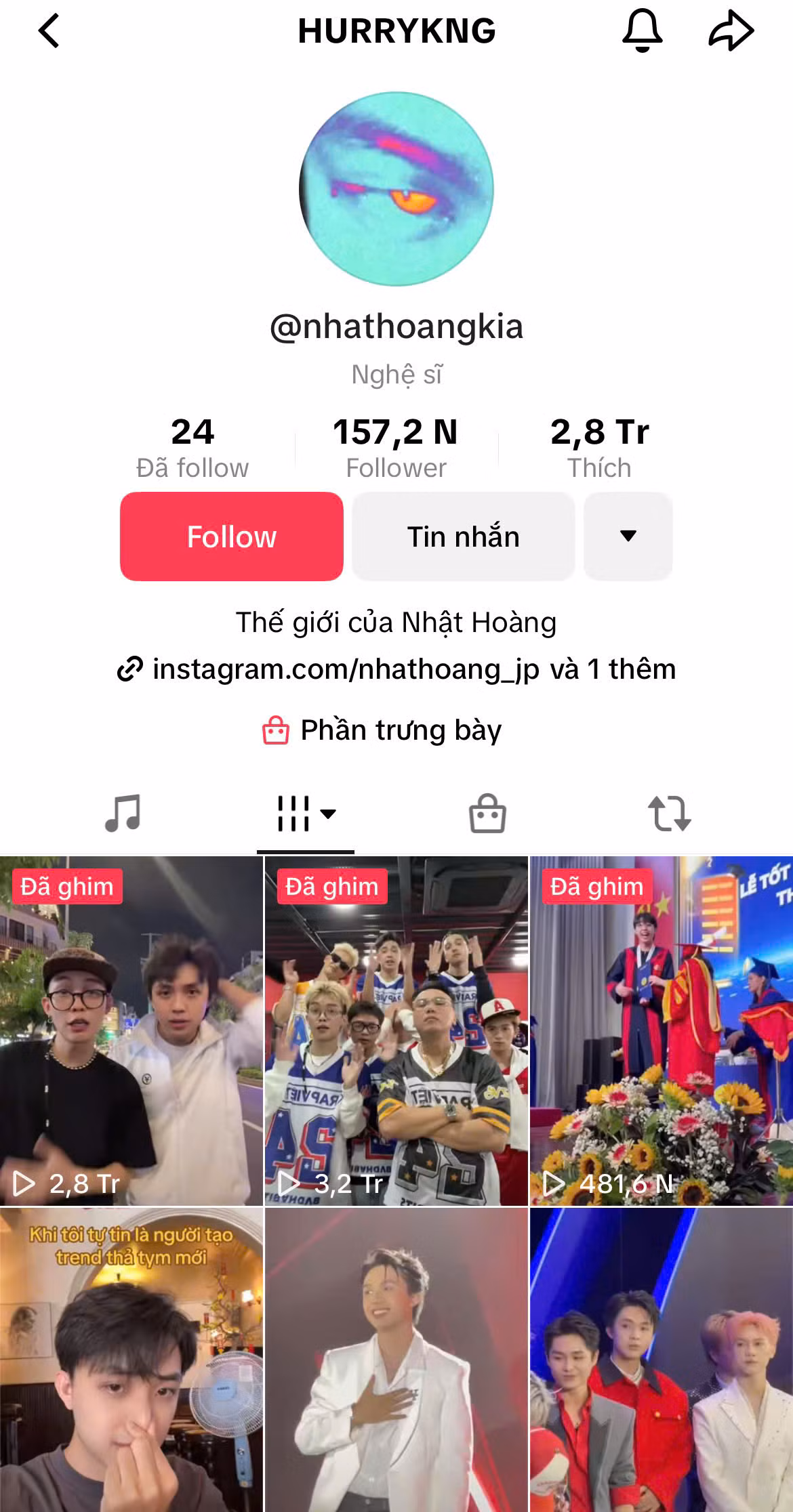 Tài khoản của Nhật Hoàng nhưng lại rất "HURRYKNG".