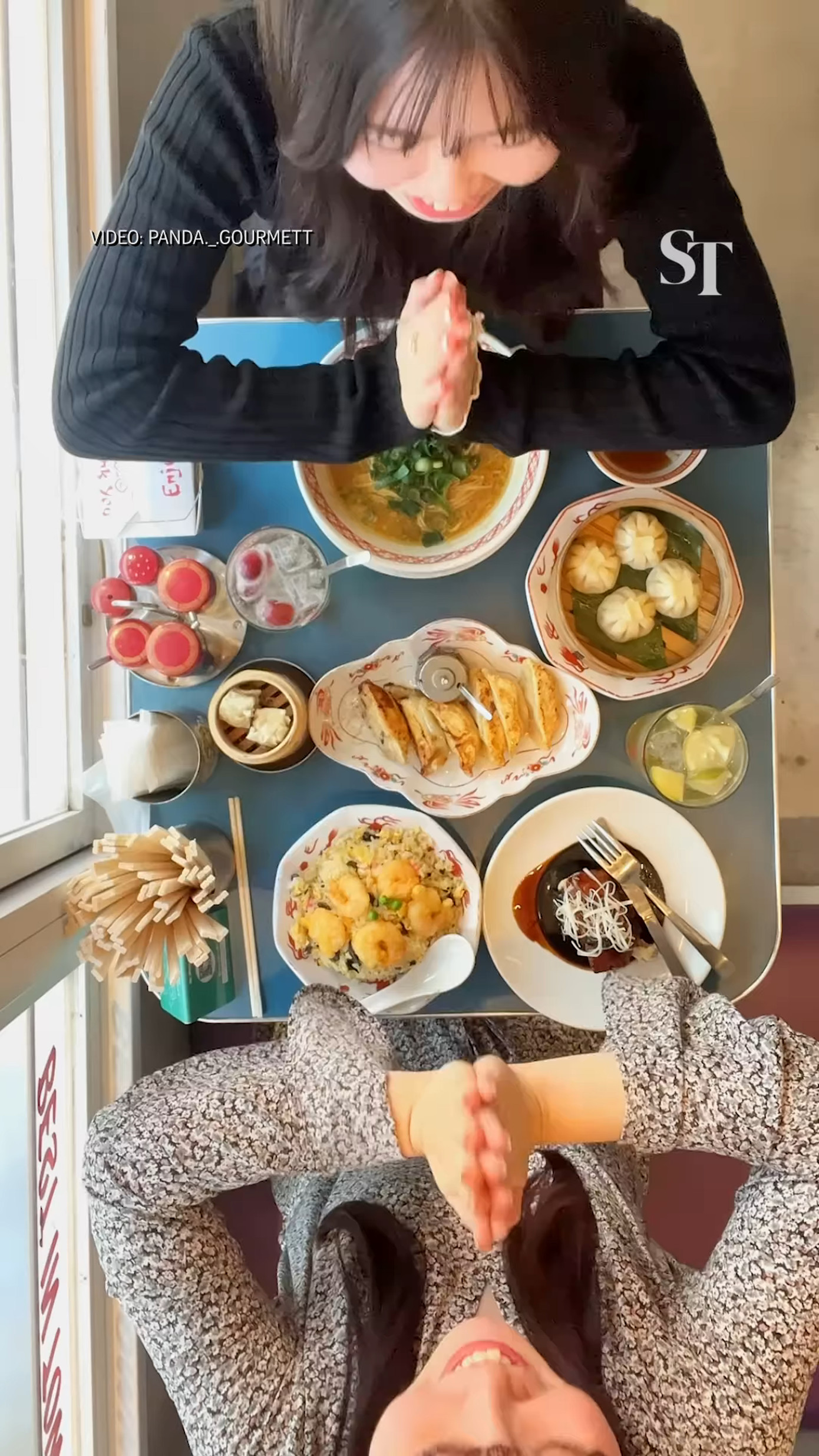 Một góc nhìn đầy thú vị cho video của các bạn trẻ. Ảnh: @straitstimesonline Một góc nhìn đầy thú vị cho video của các bạn trẻ. Ảnh: @straitstimesonline