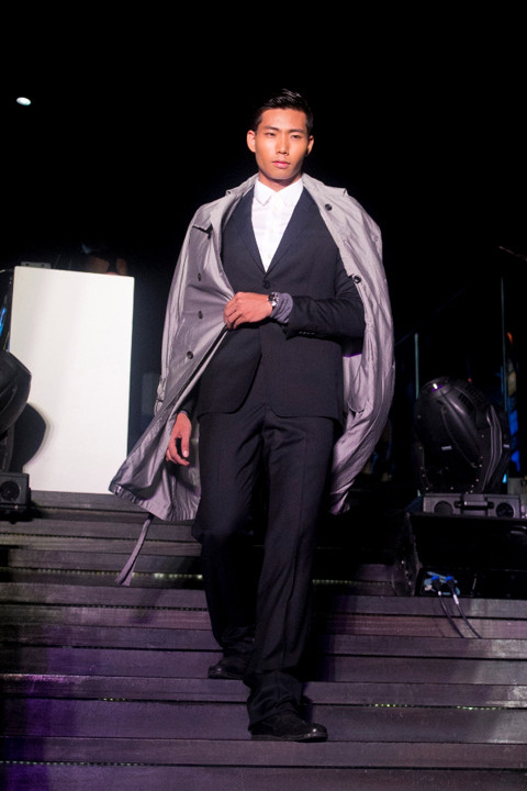 Xuất hiện trong sự kiện này còn có các người mẫu đình đám như Hữu Long. Xuất hiện trong sự kiện này còn có các người mẫu đình đám như Hữu Long