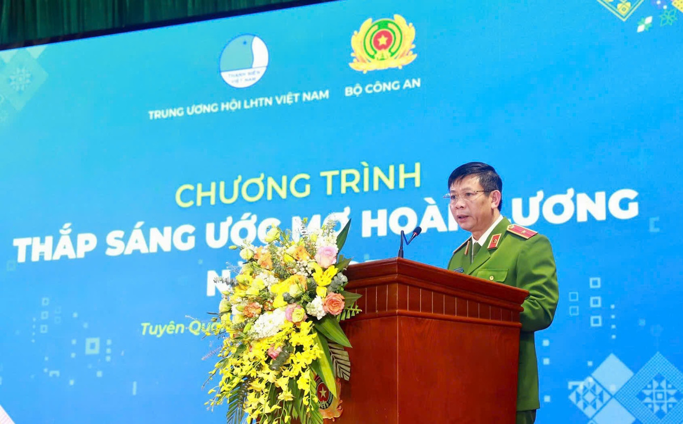 Thiếu tướng Nguyễn Ngọc Tuyến Thiếu tướng Nguyễn Ngọc Tuyến
